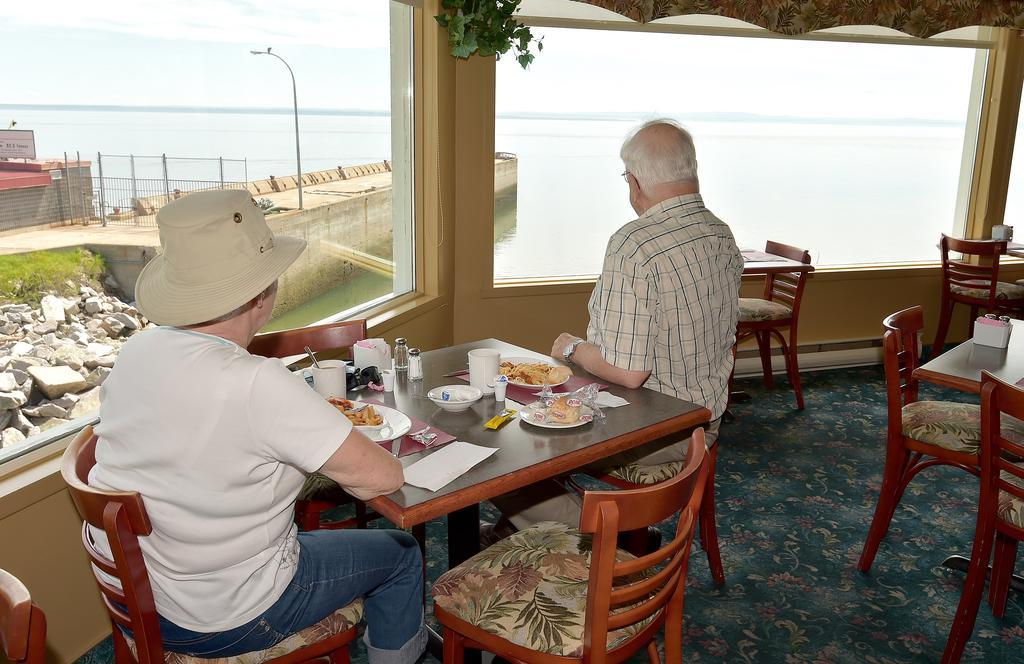 Auberge Sur Mer Charlevoix Saint-Siméon Eksteriør billede